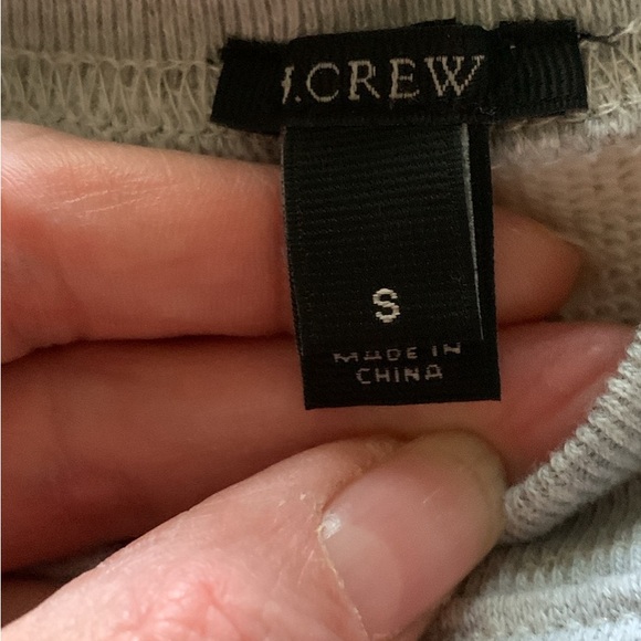 Small Embroidered Sweatshirt JCrew - Picture 3 of 6